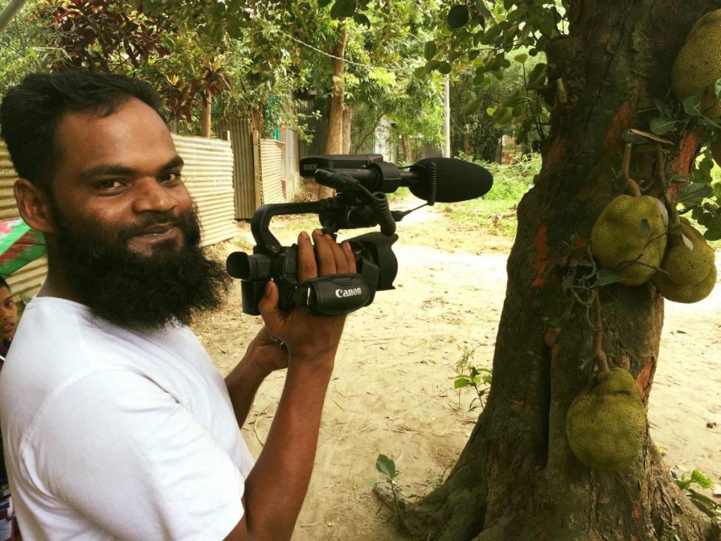 Faruk accompanying the Alliance for Science team in Bangladesh.